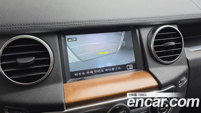 Land Rover Discovery 4 3.0 SDV6 HSE 2016 — фото 16