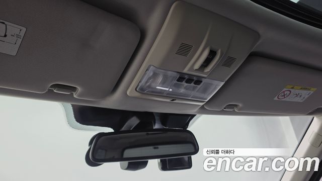 Land Rover Discovery 4 3.0 SDV6 HSE 2016 — фото 17