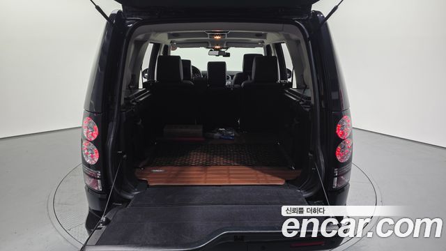 Land Rover Discovery 4 3.0 SDV6 HSE 2016 — фото 20