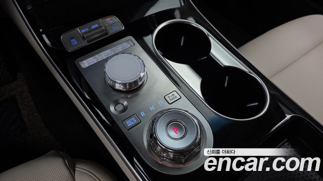 Genesis GV70 2.5T Gasoline 2WD 2025 — фото 9