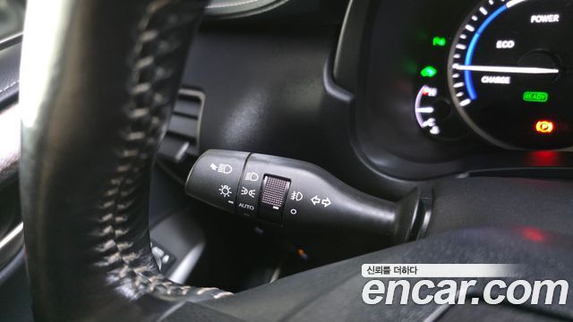 Lexus NX300h Supreme 2017 — фото 17