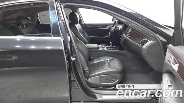 Genesis G80 3.3 GDI AWD Premium Luxury 2019 — фото 26