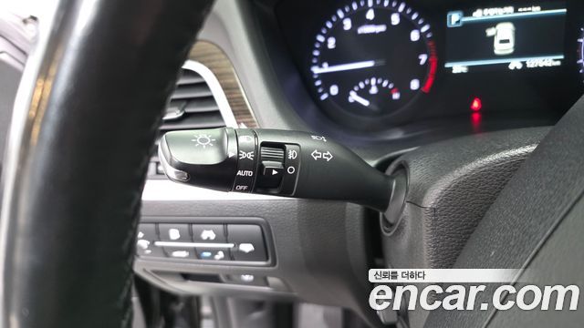 Genesis G80 3.3 GDI AWD Premium Luxury 2019 — фото 29