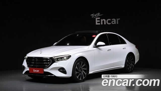 Mercedes-Benz E-Class (W214) E300 4MATIC Exclusive