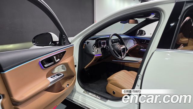Mercedes-Benz E-Class (W214) E300 4MATIC Exclusive 2024 — фото 10