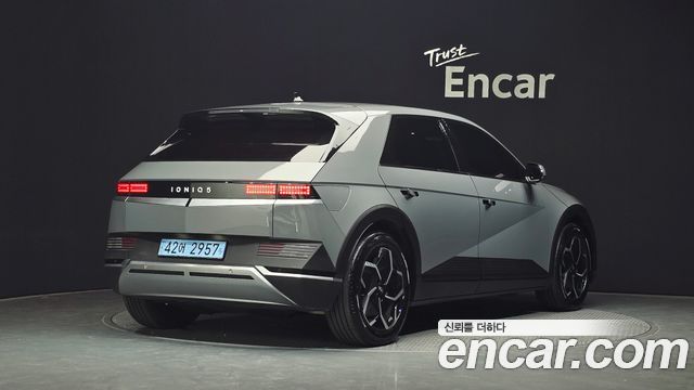 Hyundai Ioniq 5 Long range Exclusive 2022 — фото 2