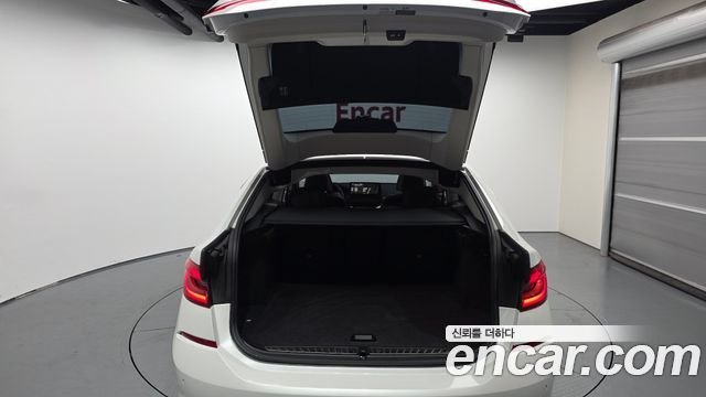 BMW 6 Series GT (G32) 620d Luxury 2022 — фото 24