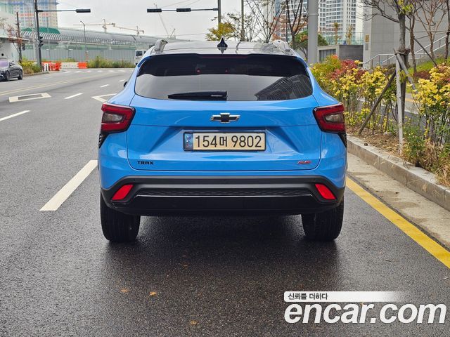 Chevrolet Trax Crossover 1.2 RS 2024 — фото 4