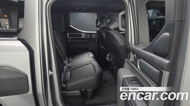 Kia Tasman 2.5T Gasoline 4WD Dynamic 2026 — фото 15