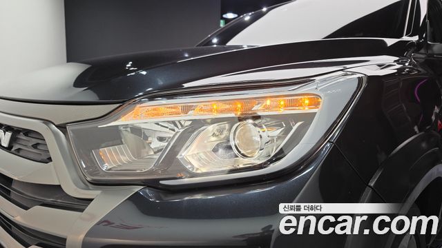 KG Mobility (SsangYong) Rexton Sports Khan Diesel 2.2 4WD Noblesse 2021 — фото 22