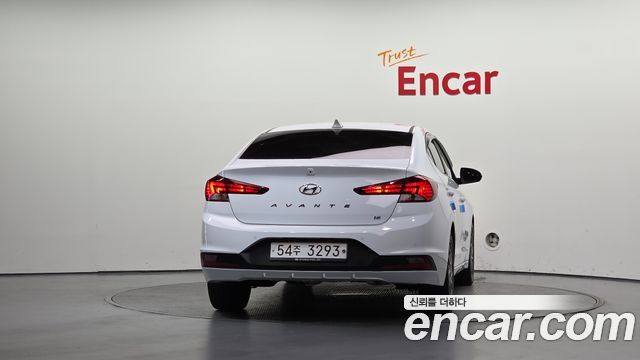 Hyundai Avante (AD) 1.6 Style 2019 — фото 4