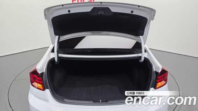 Hyundai Avante (AD) 1.6 Style 2019 — фото 30