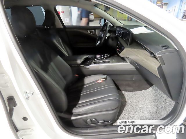 Kia K8 2.5 Gasoline 2WD Noblesse 2022 — фото 8