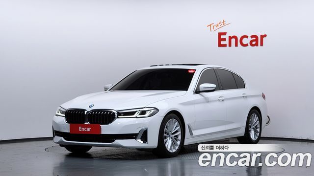 BMW 5 Series (G30) 520i Luxury