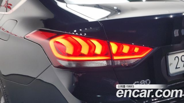 Genesis G80 3.3 GDI AWD Premium Luxury 2018 — фото 23
