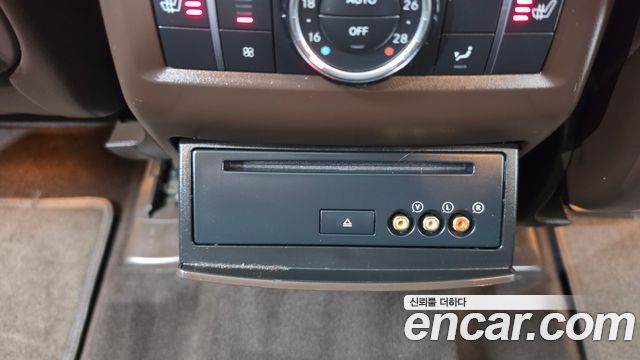 Mercedes-Benz GLS-Class (X166) GLS500 4MATIC 2019 — фото 12