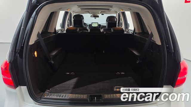 Mercedes-Benz GLS-Class (X166) GLS500 4MATIC 2019 — фото 20