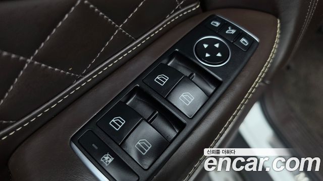Mercedes-Benz GLS-Class (X166) GLS500 4MATIC 2019 — фото 30