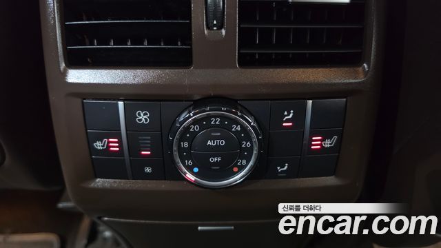 Mercedes-Benz GLS-Class (X166) GLS500 4MATIC 2019 — фото 32