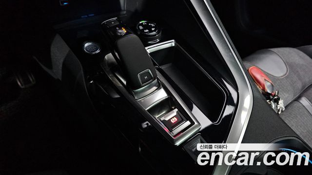 Peugeot 5008 (II) 1.5 BlueHDi GT Line 2020 — фото 9