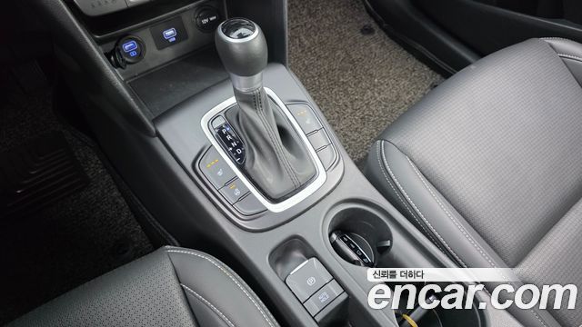 Hyundai Kona Hybrid Modern Special 2020 — фото 9