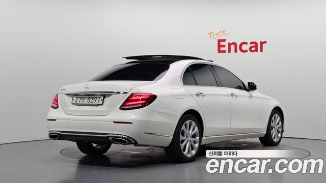 Mercedes-Benz E-Class (W213) E300 Exclusive 2017 — фото 2