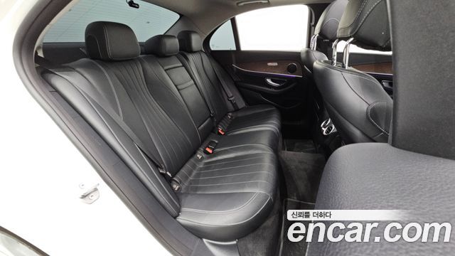 Mercedes-Benz E-Class (W213) E300 Exclusive 2017 — фото 11