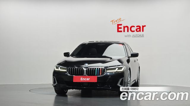 BMW 5 Series (G30) 530i xDrive Luxury 2023 — фото 3