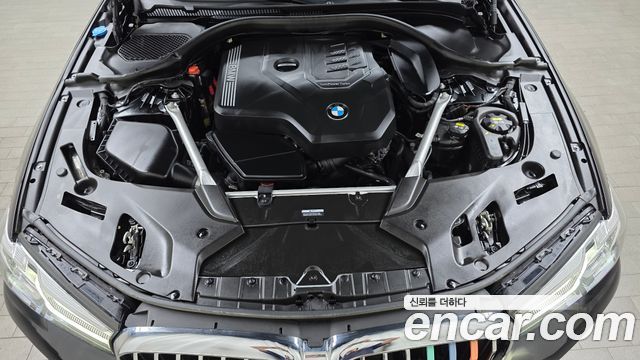 BMW 5 Series (G30) 530i xDrive Luxury 2023 — фото 6