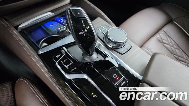 BMW 5 Series (G30) 530i xDrive Luxury 2023 — фото 9