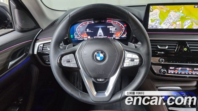 BMW 5 Series (G30) 530i xDrive Luxury 2023 — фото 17