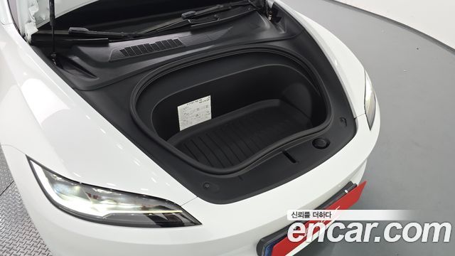 Tesla Model 3 Long Range AWD 2024 — фото 6