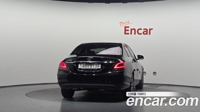 Mercedes-Benz C-Class (W205) C200 2019 — фото 4
