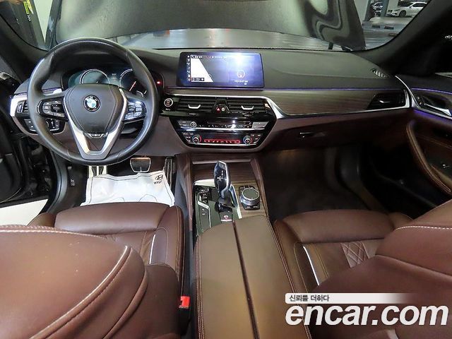 BMW 5 Series (G30) 530i M Sport Package Plus 2018 — фото 10