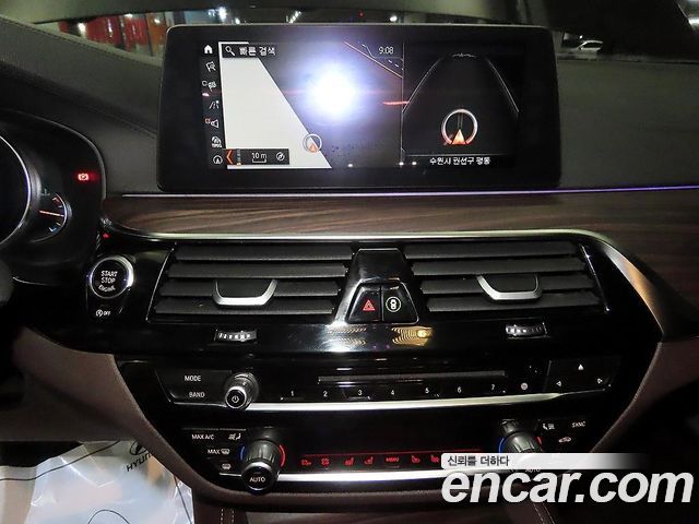 BMW 5 Series (G30) 530i M Sport Package Plus 2018 — фото 15
