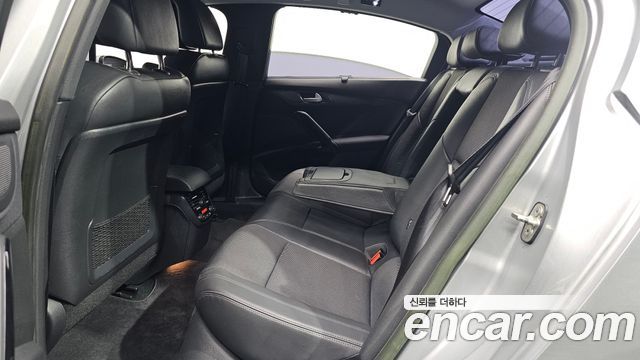 Peugeot 508 1.6 e-HDi Active First Generation 2012 — фото 11