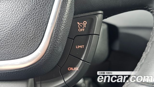 Peugeot 508 1.6 e-HDi Active First Generation 2012 — фото 17