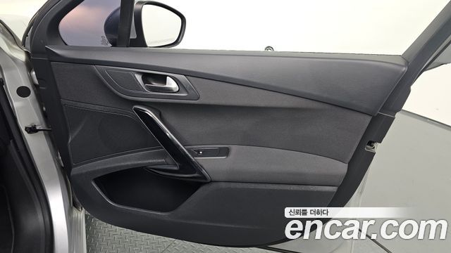 Peugeot 508 1.6 e-HDi Active First Generation 2012 — фото 24