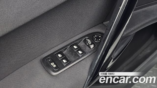 Peugeot 508 1.6 e-HDi Active First Generation 2012 — фото 27