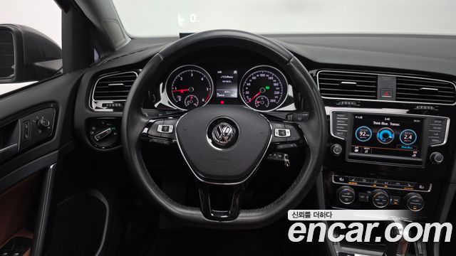 Volkswagen Golf (VII) 2.0 TDI 2016 — фото 14