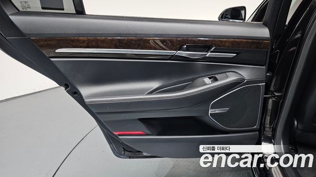Genesis G90 3.8 AWD Luxury 2019 — фото 25