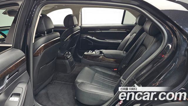 Genesis G90 3.8 AWD Luxury 2019 — фото 26