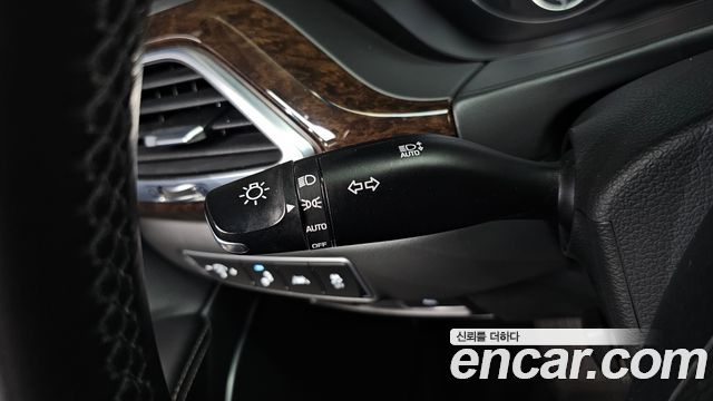 Genesis G90 3.8 AWD Luxury 2019 — фото 27