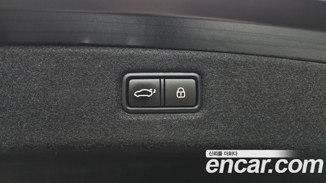 Genesis G90 3.8 AWD Luxury 2019 — фото 33