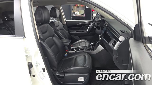 KG Mobility (SsangYong) Beautiful Korando Gasoline 1.5 4WD C5 Plus 2022 — фото 11