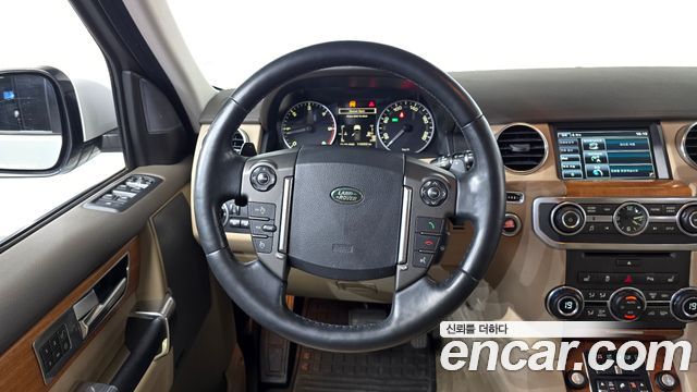 Land Rover Discovery 4 3.0 SDV6 HSE 2014 — фото 14