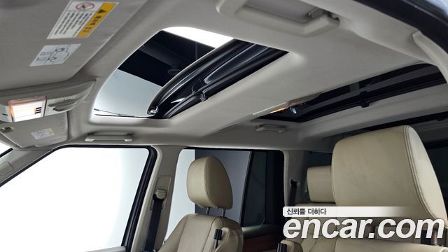 Land Rover Discovery 4 3.0 SDV6 HSE 2014 — фото 17