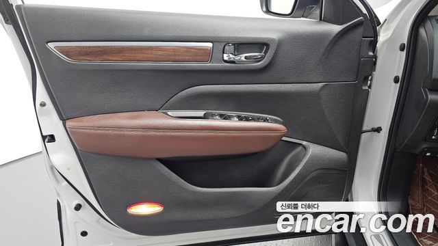 Renault Korea QM6 2.0 LPe RE Signature 2WD 2020 — фото 24