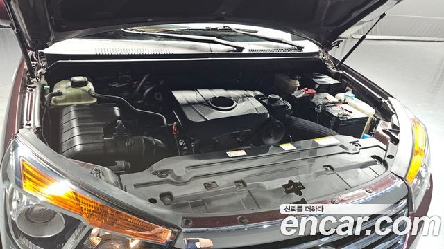 KG Mobility (SsangYong) Korando Turismo 4WD TX 9-seater 2017 — фото 6