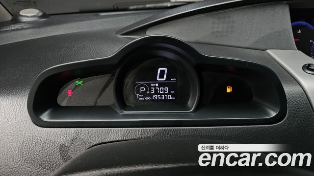 KG Mobility (SsangYong) Korando Turismo 4WD TX 9-seater 2017 — фото 8